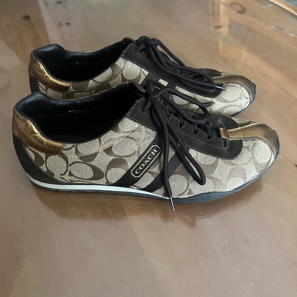 Brown and Gold Coach sneaker, size 10. In good condition - Picture 1 of 7